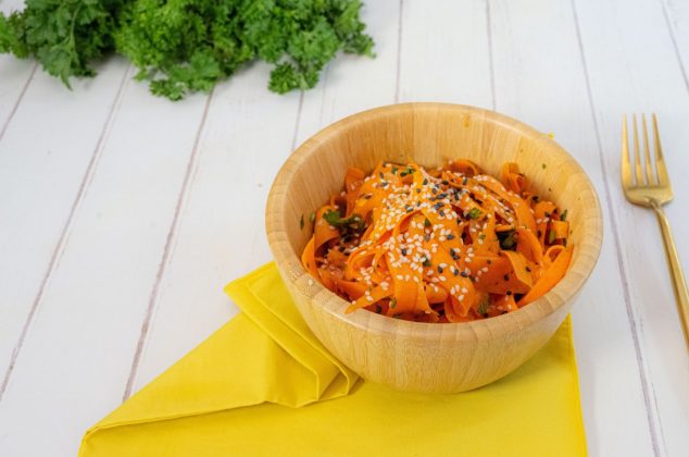 Paso a paso para llevar a la mesa una rica ensalada de zanahoria