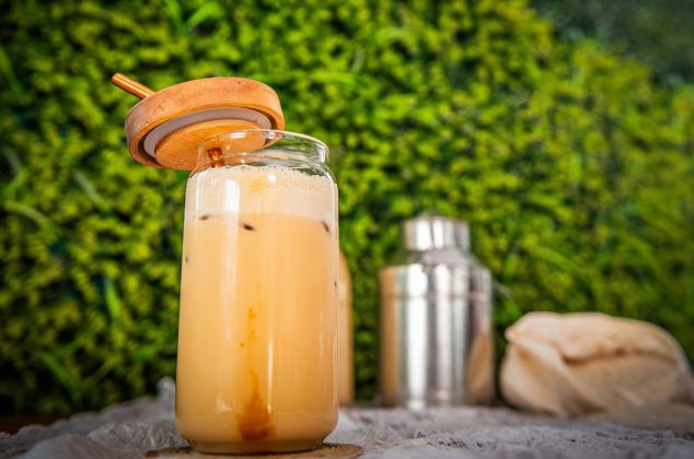 Refrescante agua horchata de cajeta, ¡En solo tres pasos!