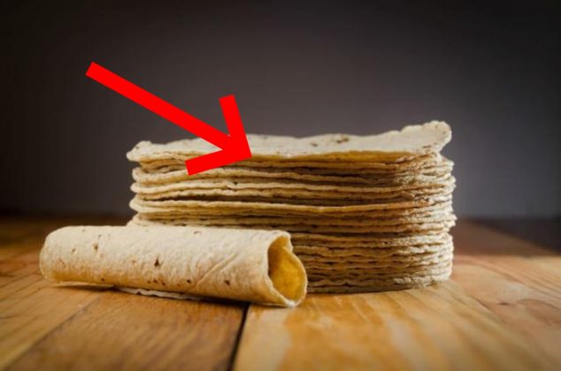 Si al comer tortillas de maíz notas esto, es mejor que las tires de inmediato
