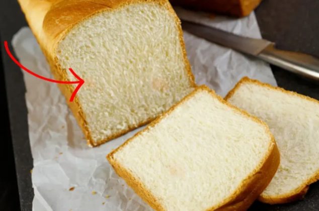 Si al comer pan notas este detalle, es mejor que lo tires de inmediato
