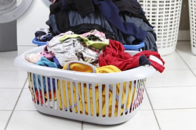 Aprende cómo secar la ropa sin secadora en días de lluvia: 3 trucos para evitar el olor a humedad