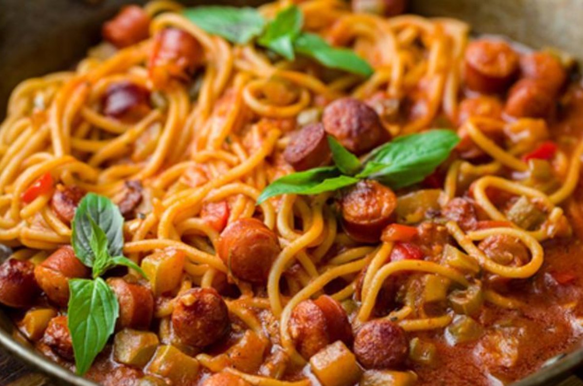 espagueti con chorizo