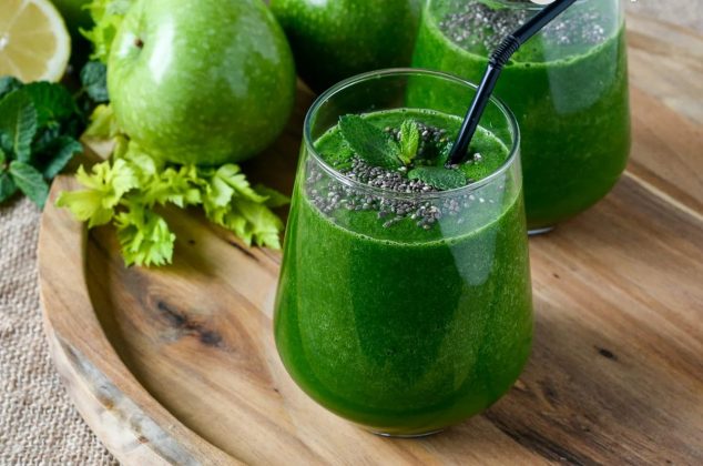 Licuado mágico para combatir el dolor de articulaciones y reforzar tus rodillas