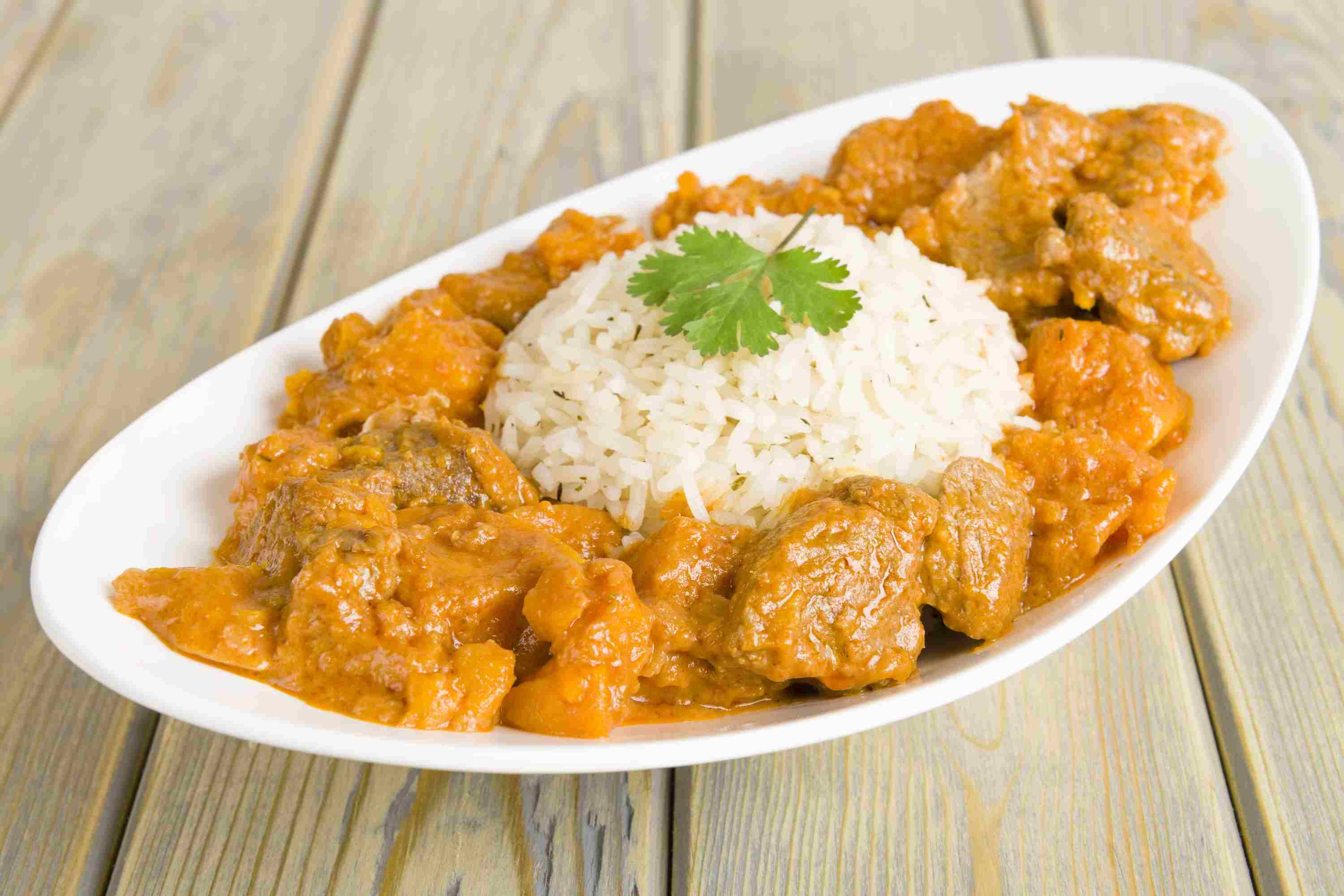 Pollo encacahuatado, receta tradicional y rendidora