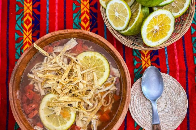 De Yucatán a tu mesa, tradicional Sopa de Lima