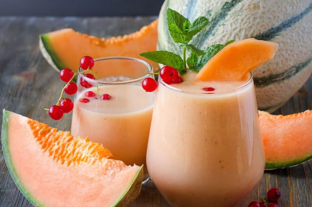Cómo preparar agua cremosa de melón y coco