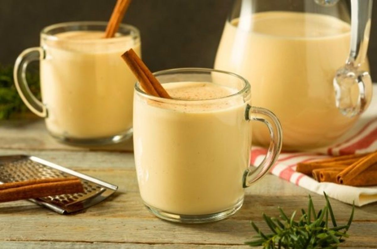 Agua de rompope con leche condensada