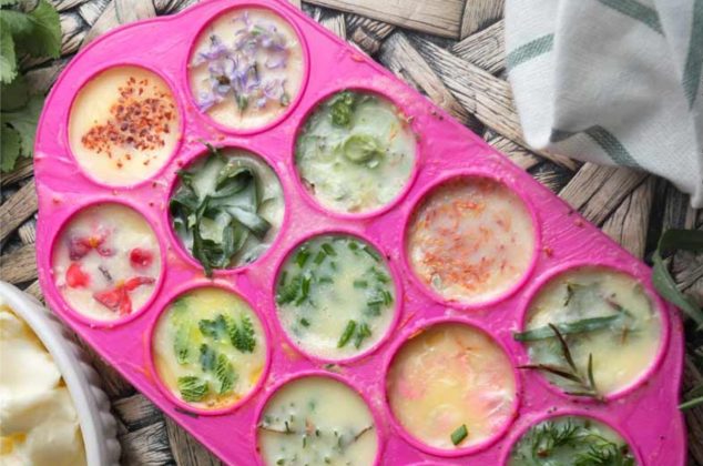 Cómo hacer cubos de mantequilla con hierbas y especias