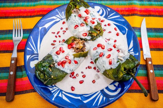Receta de CHILES en NOGADA ECONÓMICOS ¡Fáciles y Deliciosos!
