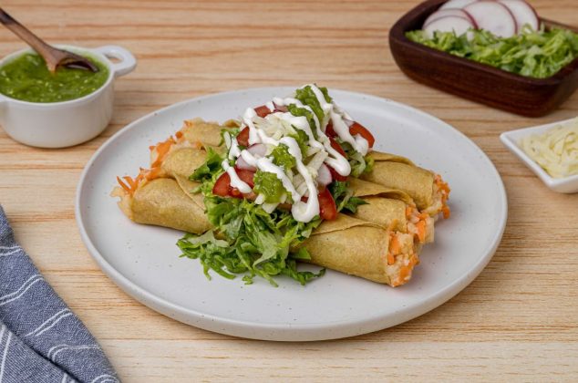 Cómo hacer tacos dorados de zanahoria, receta fácil