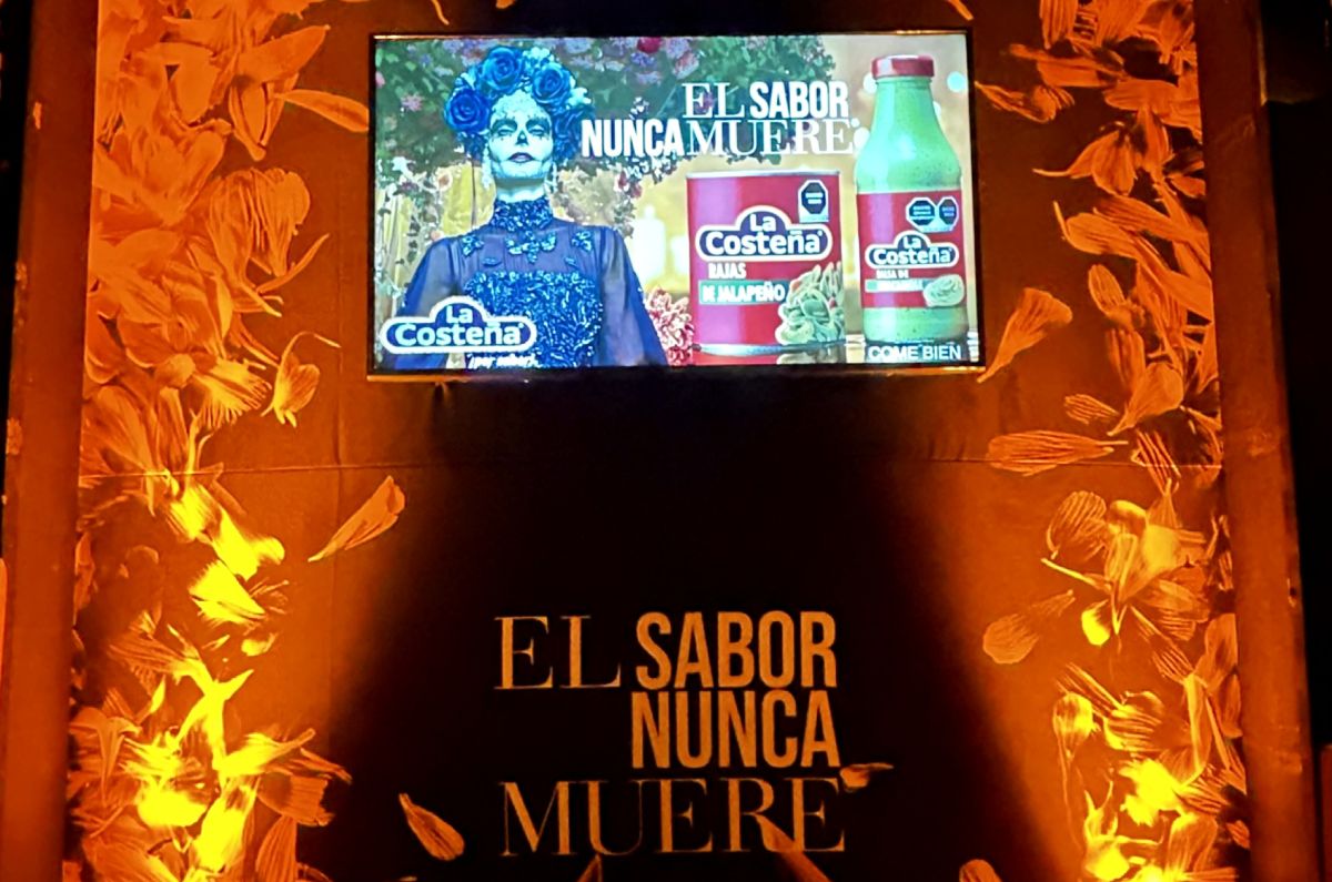 La Costeña "El Sabor Nunca Muere" en Día de Muertos