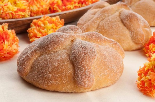 En este supermercado encontrarás el pan de muerto más barato