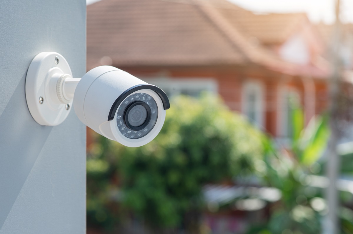 ¿Es legal poner cámaras de vigilancia en casa?
