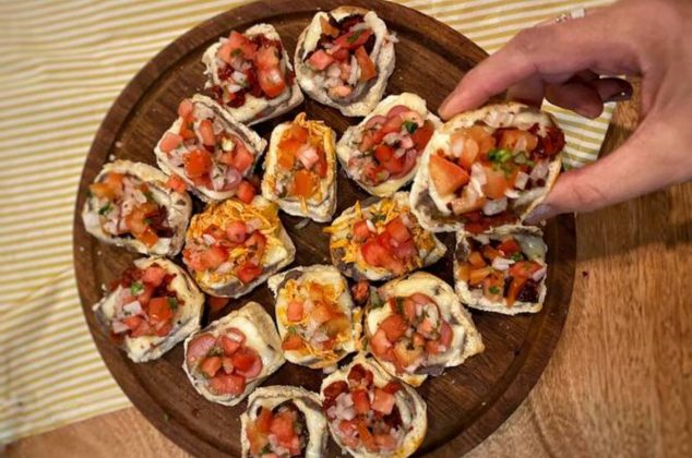 Receta de mini molletes de salchicha, desayuno perfecto
