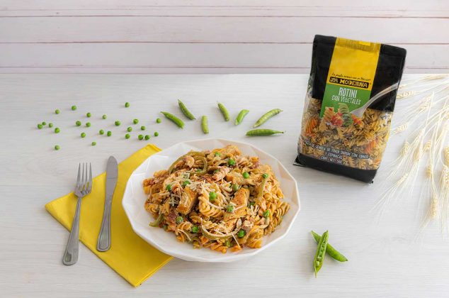 Pasta cremosa de chipotle con pimientos