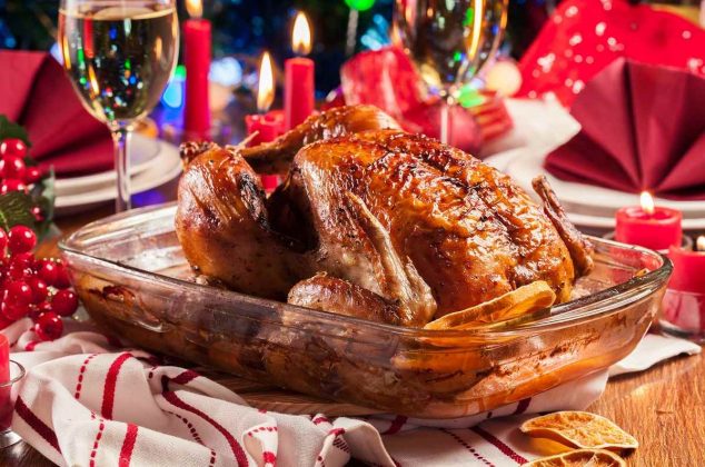Pavo adobado con chiles mexicanos