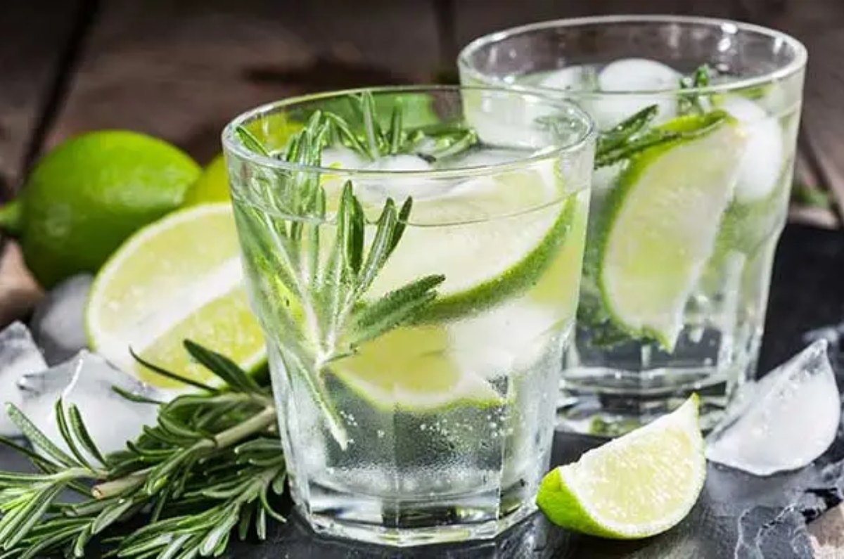 La poderosa bebida que debes beber antes de dormir para prevenir calambres
