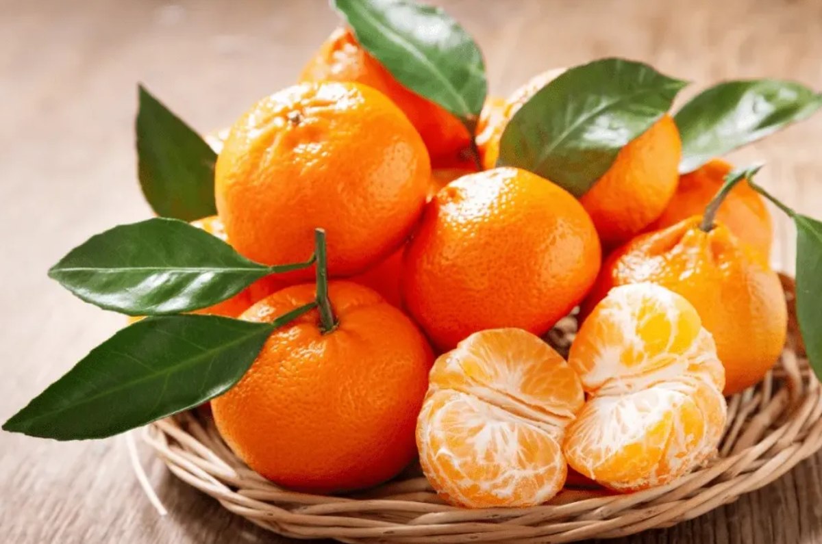 quemar la cáscara de mandarina