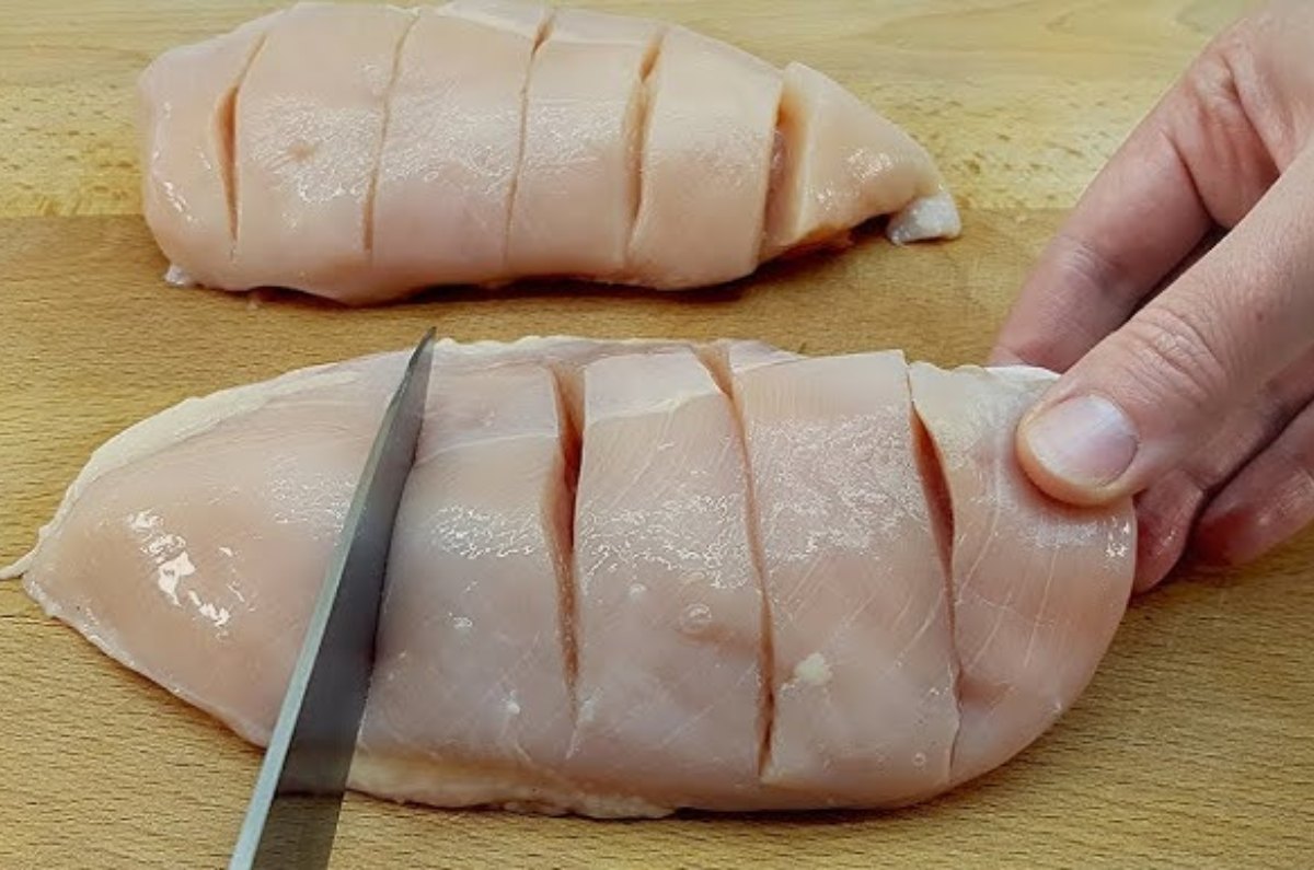 Cómo cortar el pollo en rodajas para una cocción jugosa y deliciosa