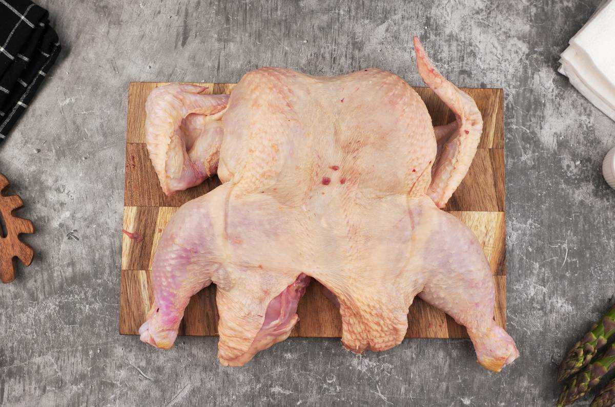 cómo cortar el pollo en rodajas