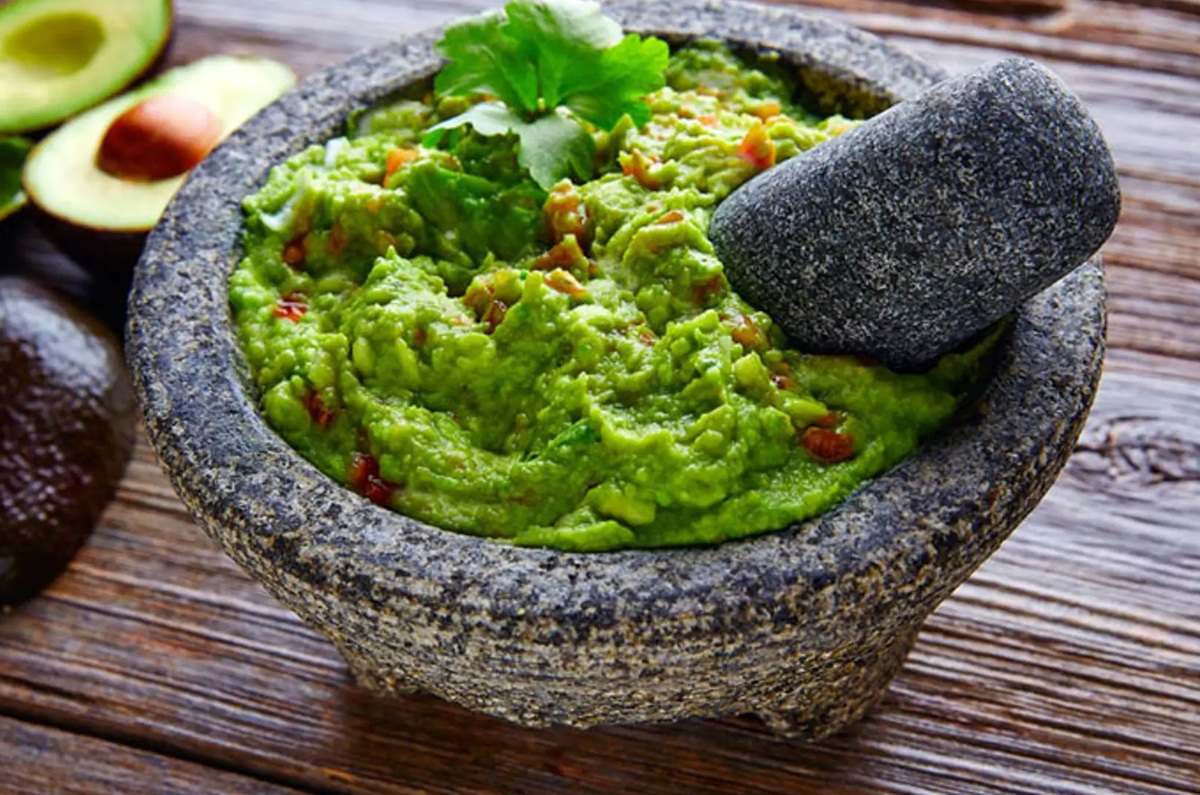Tips para que el guacamole no se onga negro