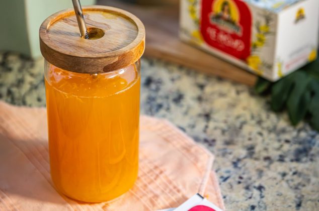 Receta de té rooibos helado de naranja y especias