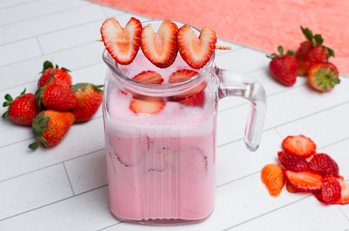 agua cremosa de fresa