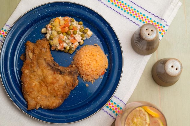 Receta de chuletas empanizadas para tu comida del día