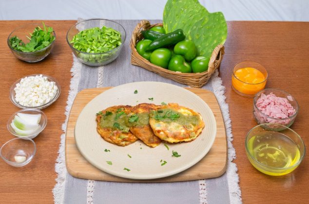 Guisado casero de tortitas de nopales, receta fácil