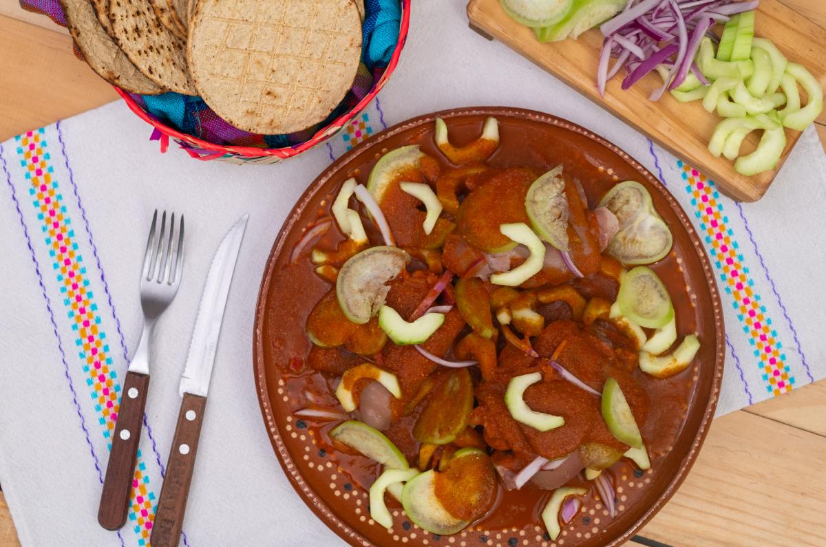 Receta de aguachile de patitas de puerco