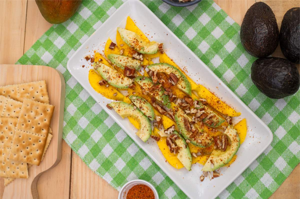 carpaccio de mango y aguacate