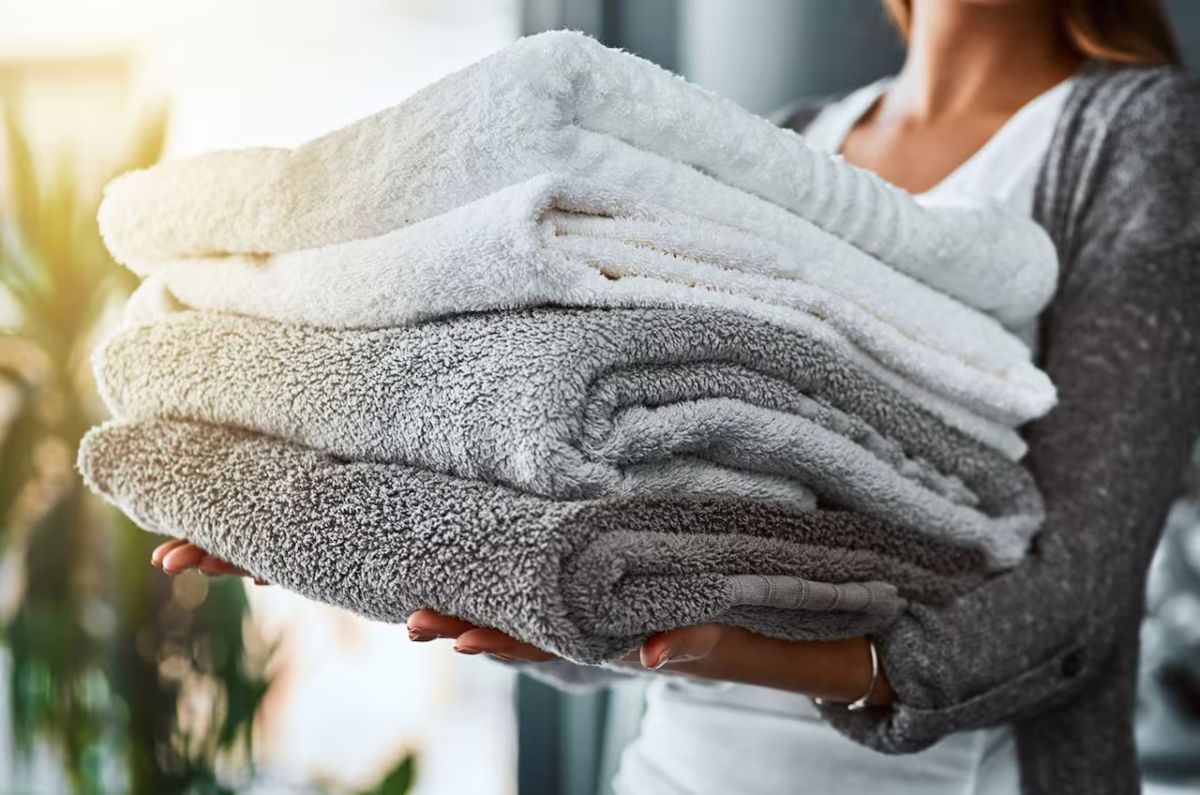 7 trucos secretos para lograr toallas suaves y esponjosas (tras cada lavado)