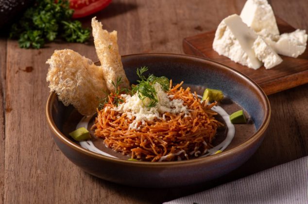 Receta tradicional de fideos secos. ¡fáciles de preparar!