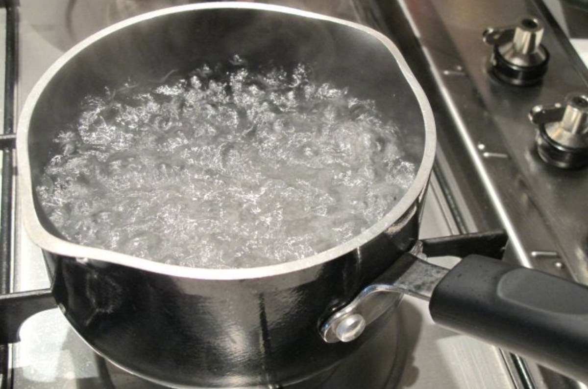 olla con agua