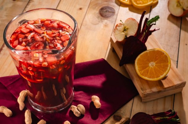 Receta de agua de obispo, tradicional y refrescante