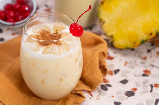 Cómo hacer agua de piña colada ¡En 3 sencillos pasos!
