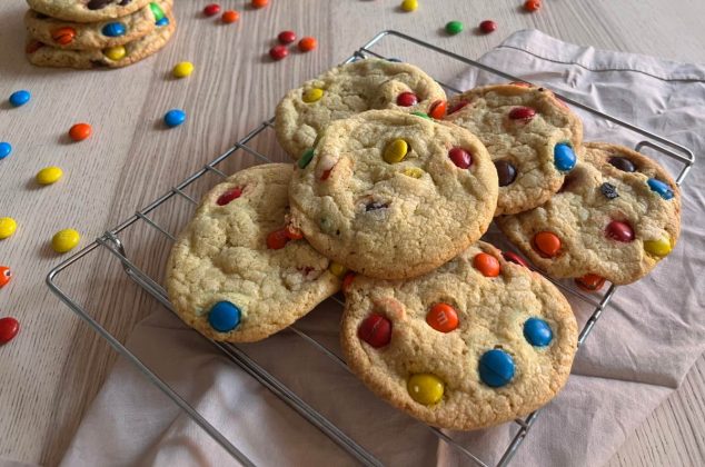 Deliciosas Galletas de M&M: Receta Fácil y Rápida