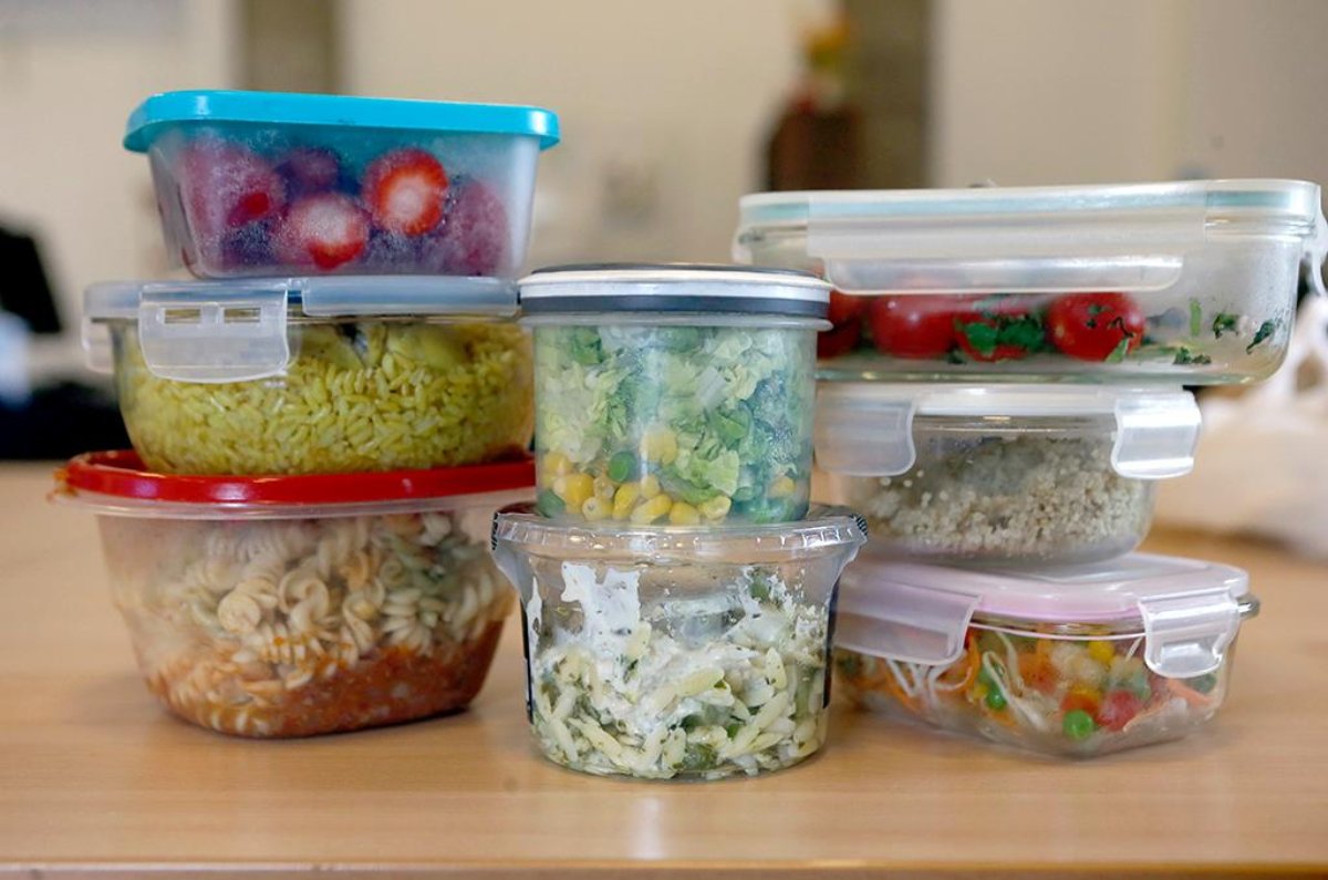 ¡No más caldos en época de calor! Estas 5 recetas de comidas frescas son ideales para esta temporada y gastarás menos de 70 pesos.