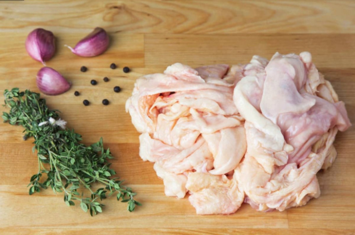 Qué es el schmaltz la piel del pollo