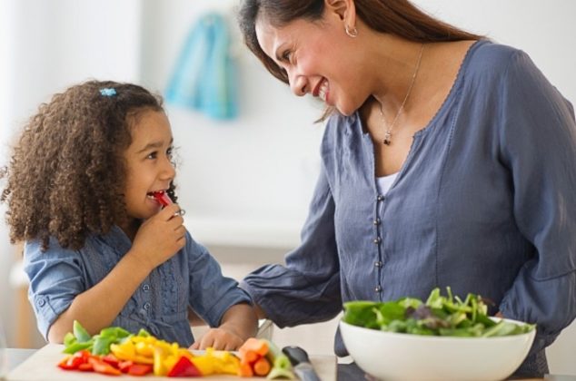 ¿Qué es la dieta cetogénica y cómo ayuda a controlar la epilepsia en niños?