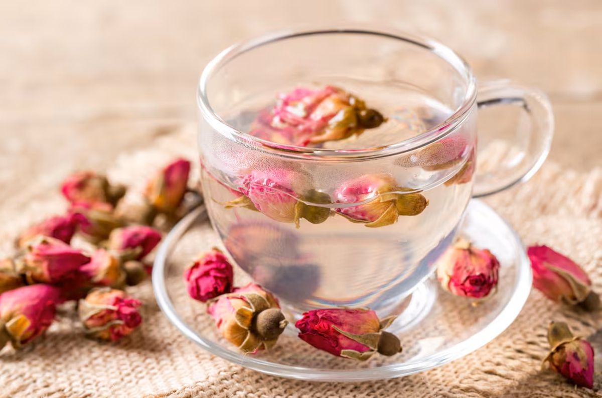 Infusión de rosas con canela desintoxicante