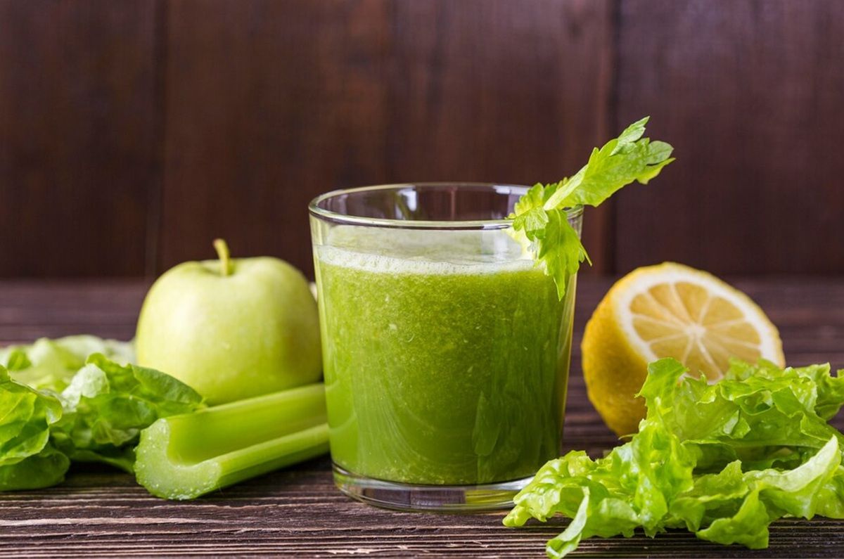 Jugo verde con lechuga y chayote