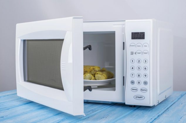 Estos son los 3 microondas que consumen menos luz, según Profeco