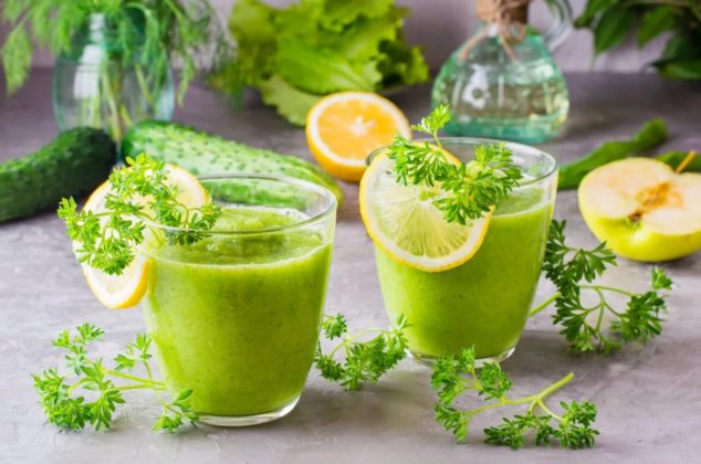 Un vaso al día de este jugo con 3 ingredientes te ayudará a prevenir cálculos biliares y limpiar la vesícula