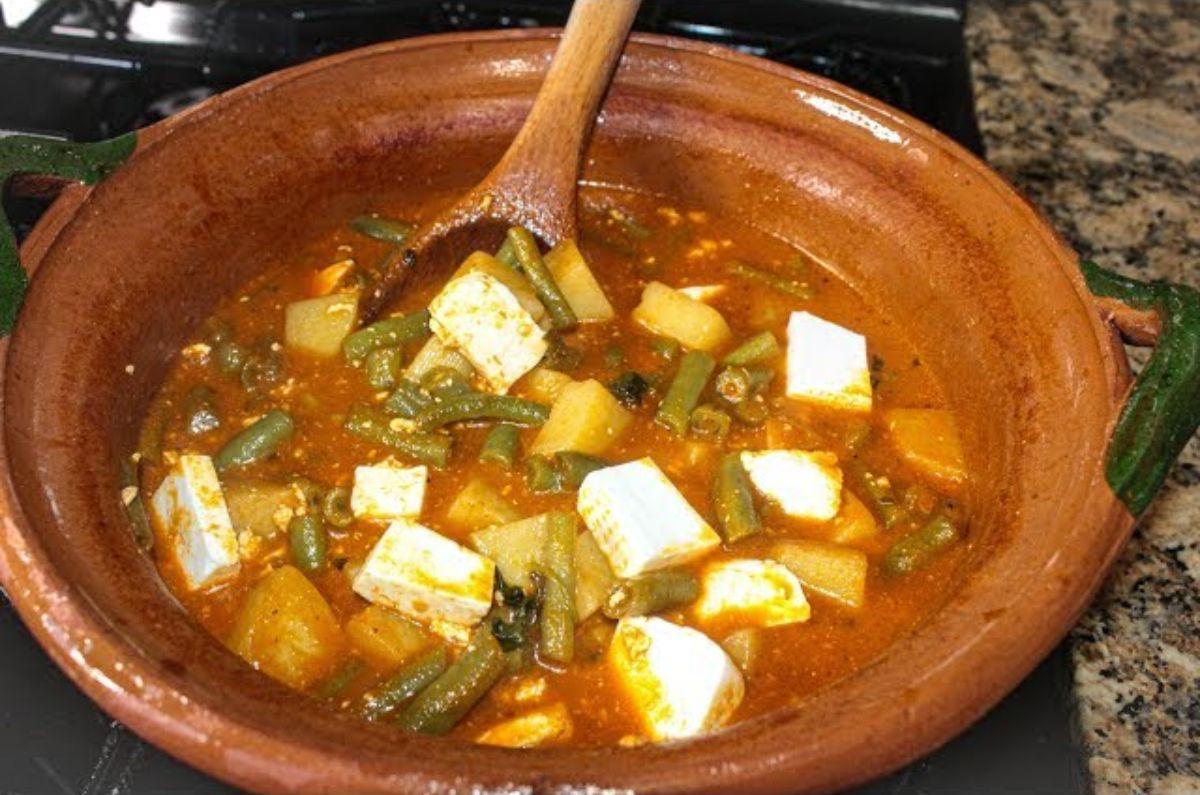  Caldo de papa con queso