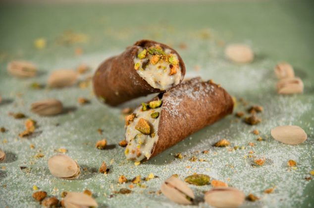 Cannolis de pistache, una receta para consentir a papá