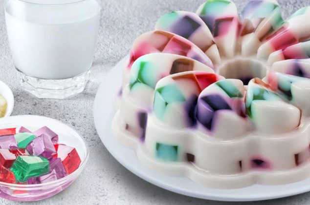 Gelatina mosaico con leche, el postre mexicano más colorido y fácil