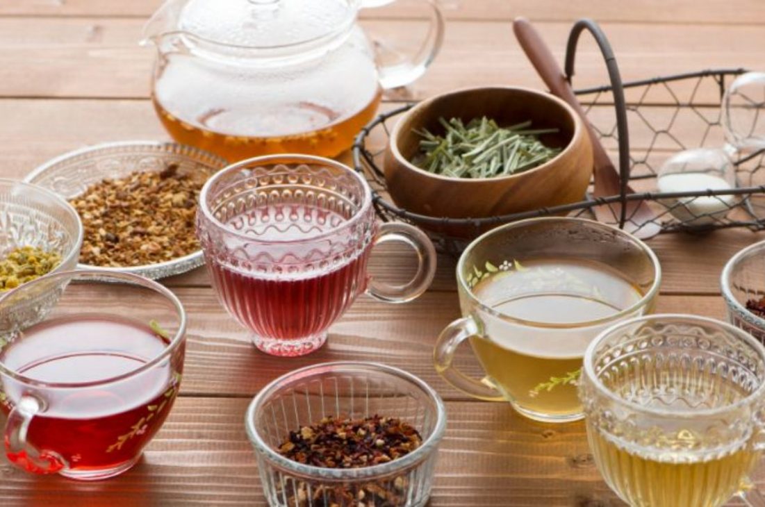 Si sufres de gastritis y reflujo, estos son los mejores tés para