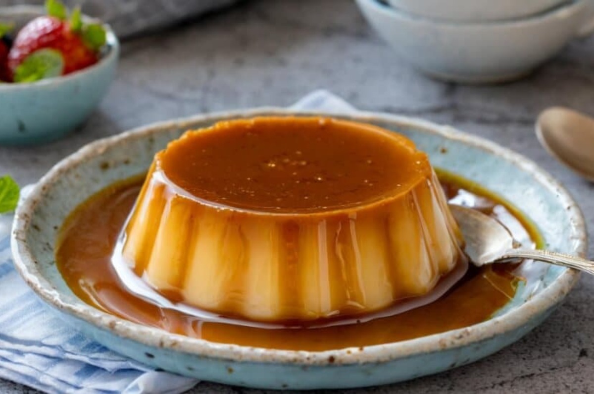 Aprende a hacer un flan casero ¡En 10 minutos y sin horno!
