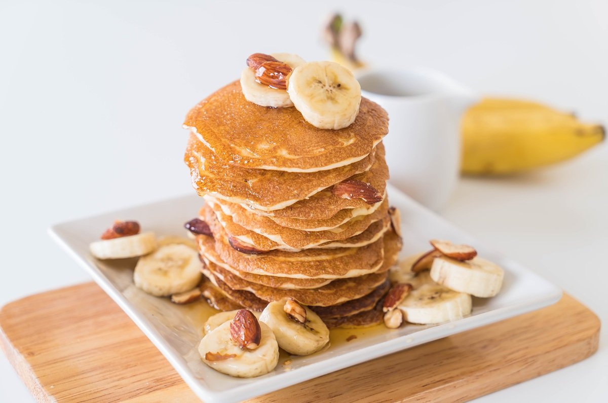 Hot cakes de avena y plátano